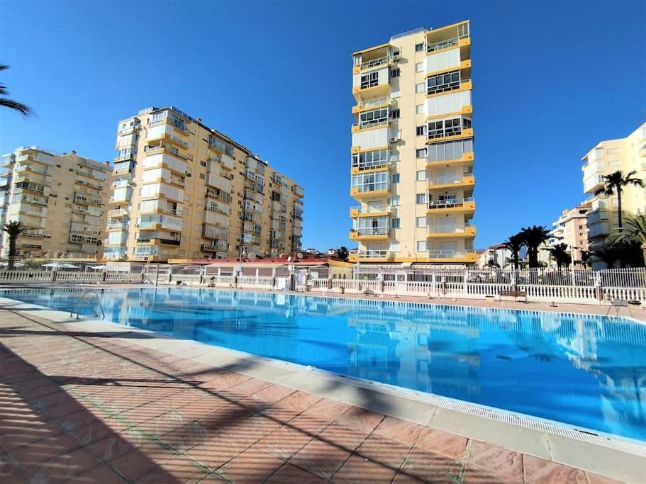 알가로보-코스타 Beachfront With Pool In Urb Pueblo Nuevo And Tennis 아파트 외부 사진