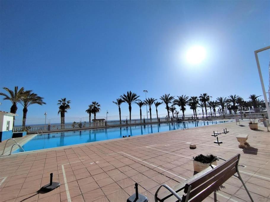 알가로보-코스타 Beachfront With Pool In Urb Pueblo Nuevo And Tennis 아파트 외부 사진